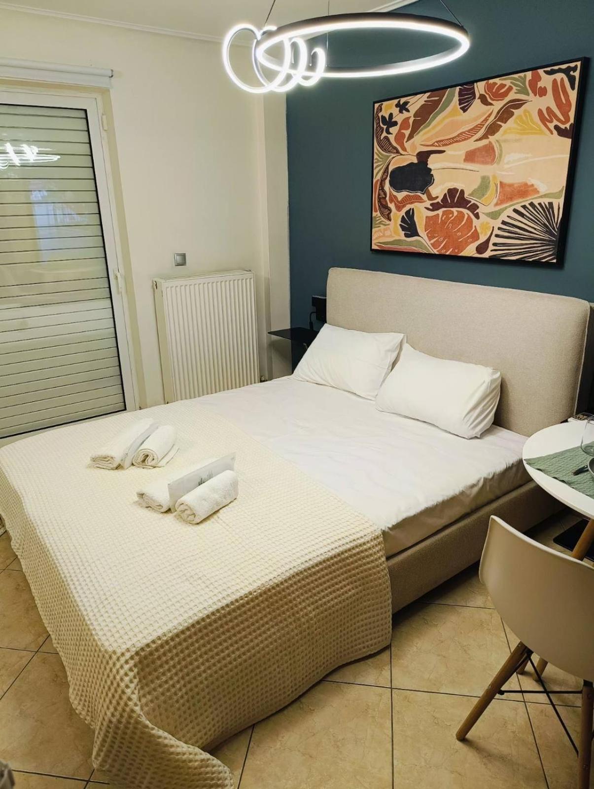 Aiolos Glyfada Super Lux Mini Apartment Atene Esterno foto