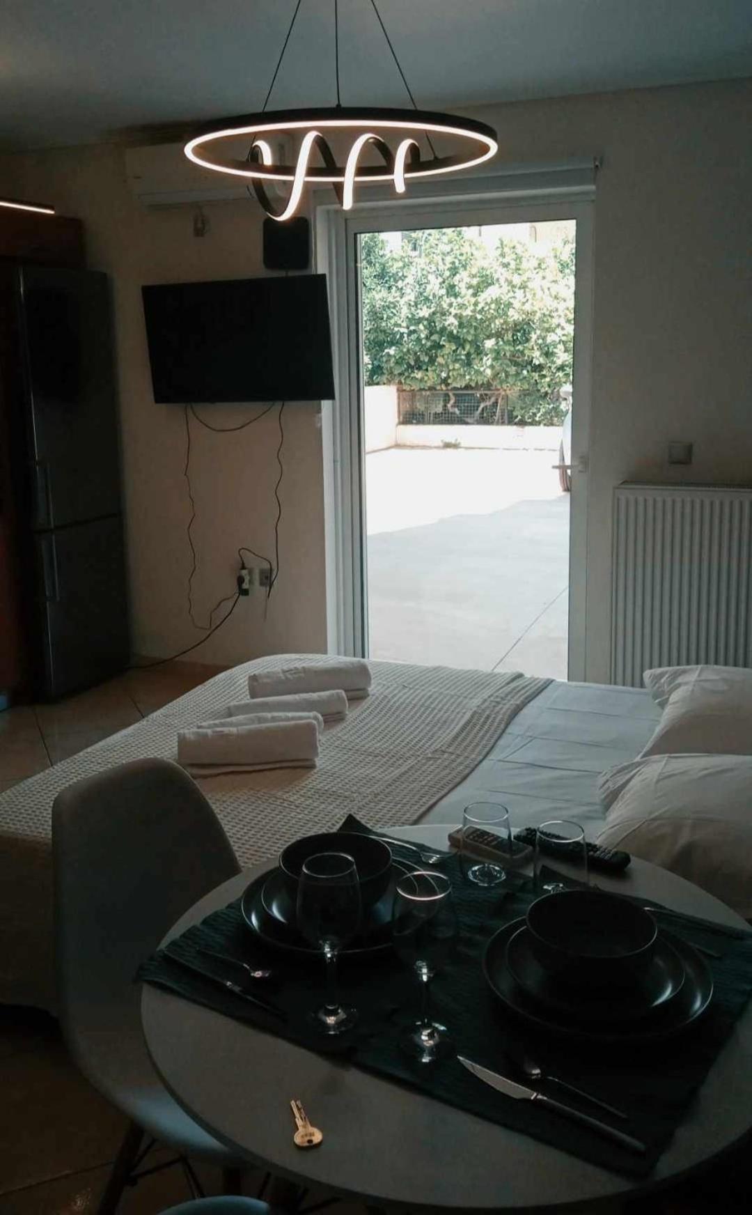 Aiolos Glyfada Super Lux Mini Apartment Atene Esterno foto